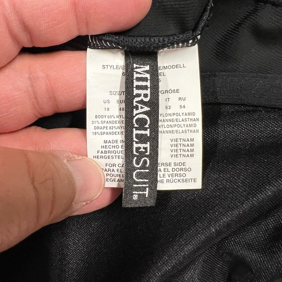 MIRACLESUIT Womens Plus Black Sanibel One Piece Sculpted Ruched Swimsuit Size 18 - Picture 8 of 12